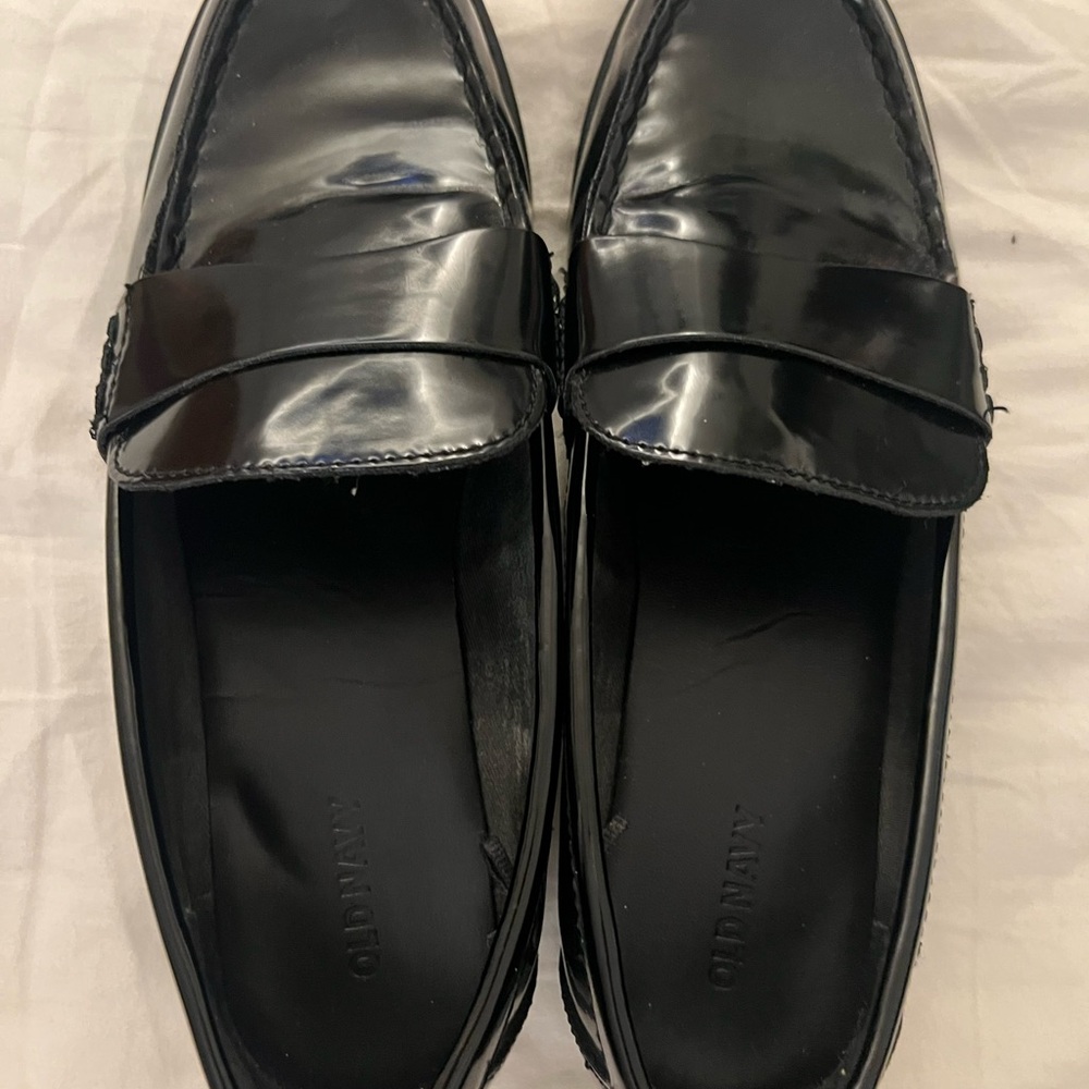 Women’s Old Navy Black Loafers